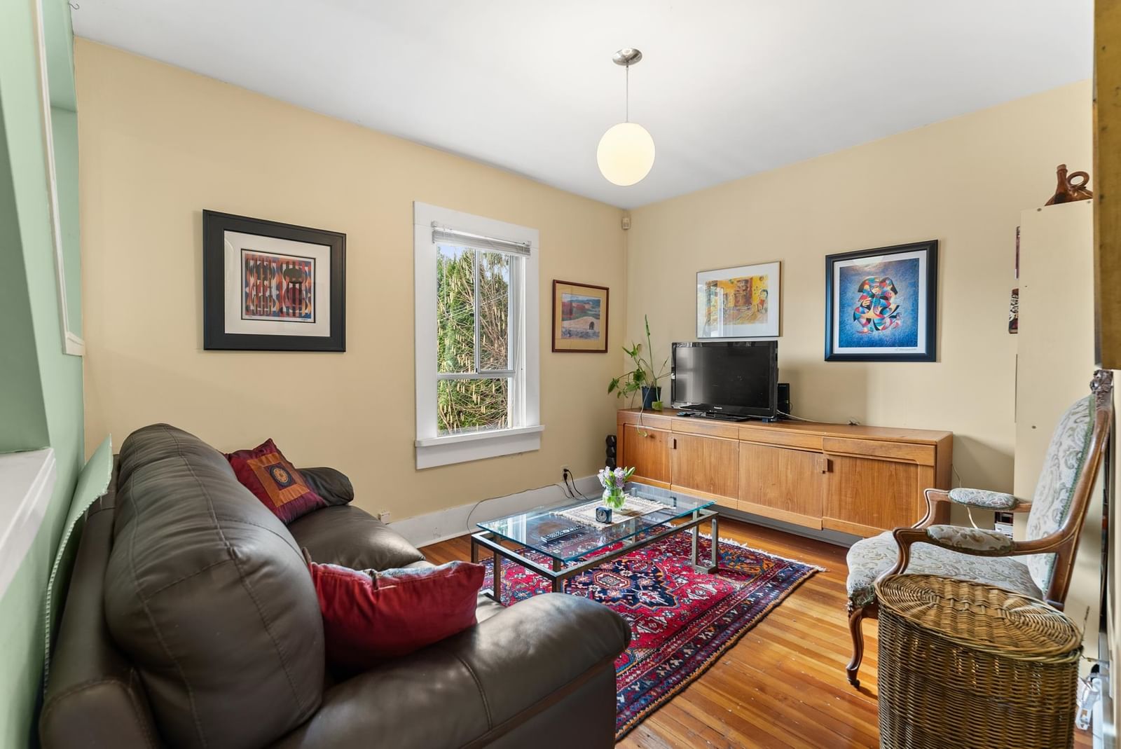 Listing Image 14