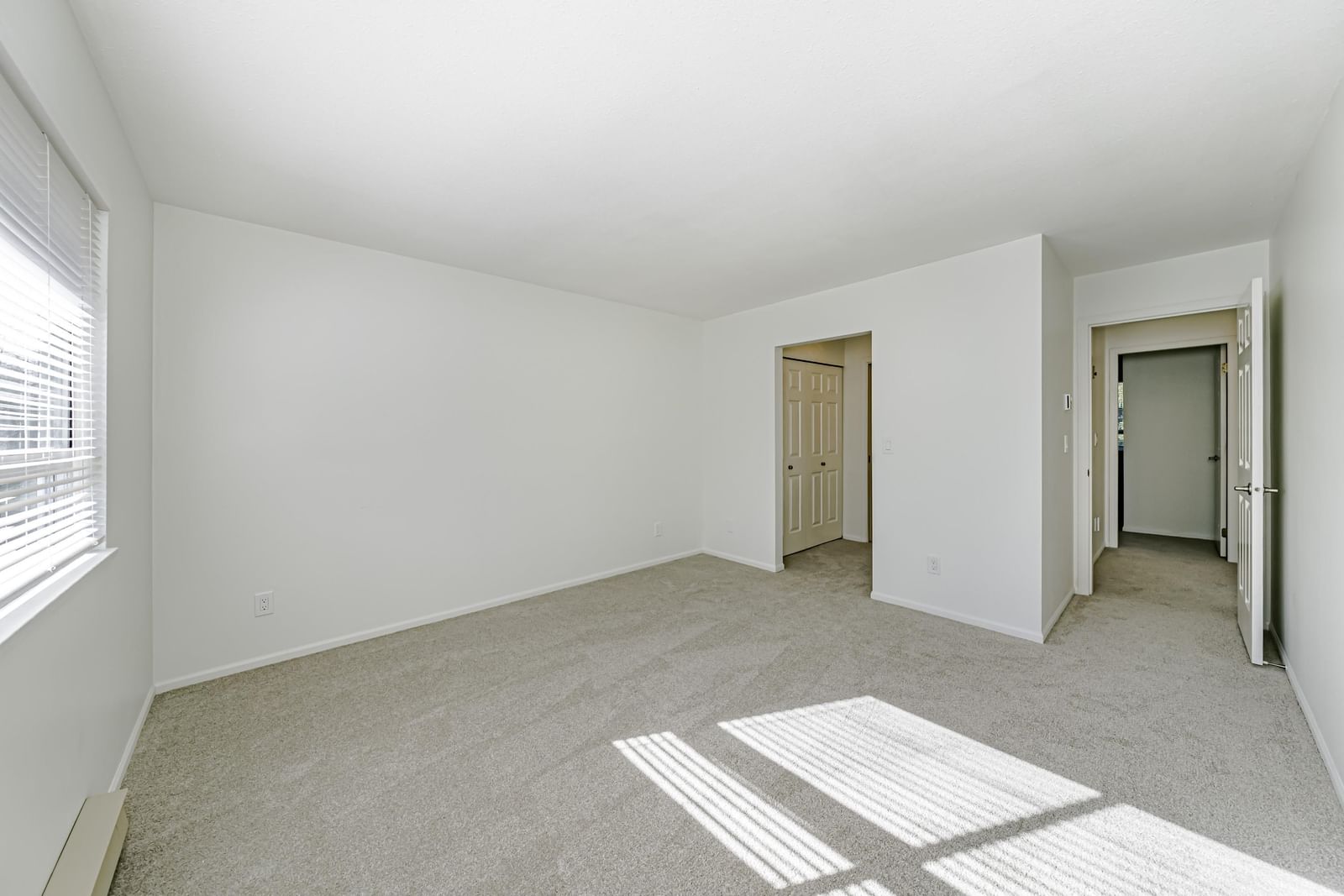 Listing Image 26