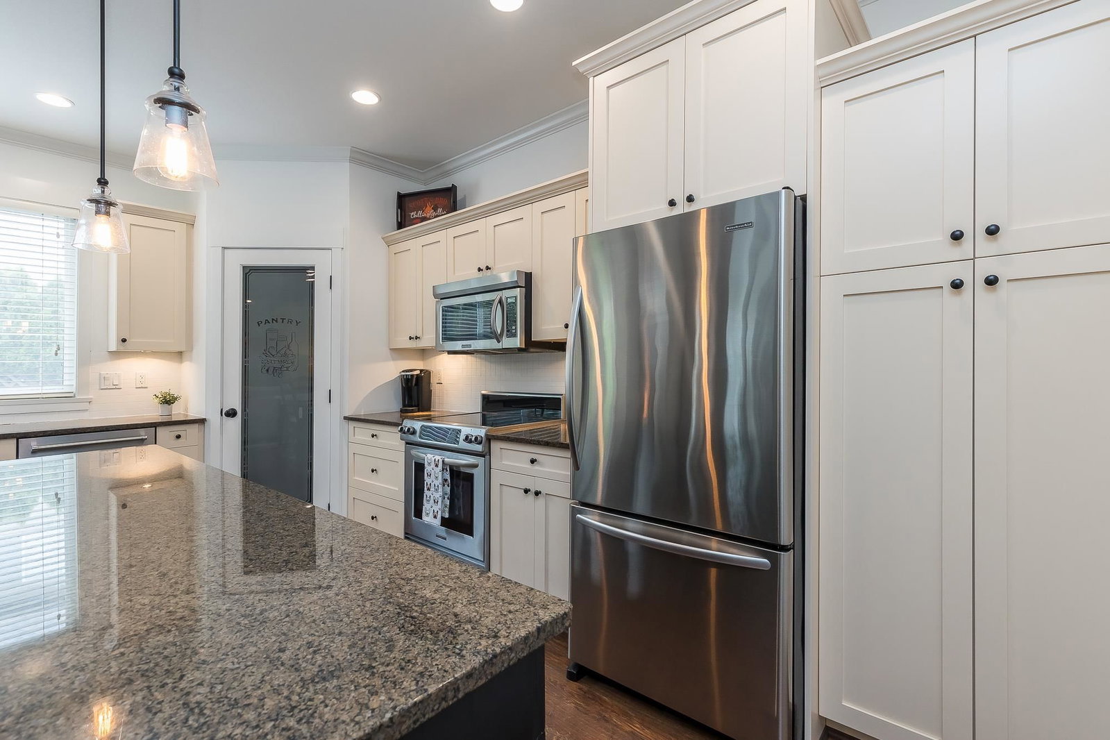 Listing Image 15