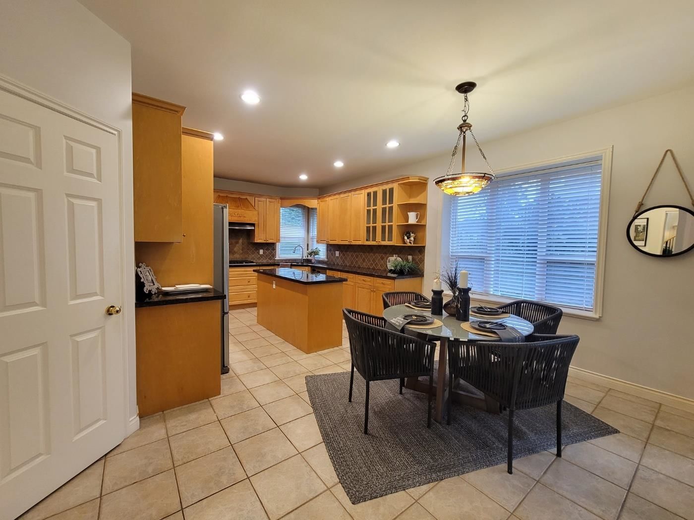 Listing Image 13