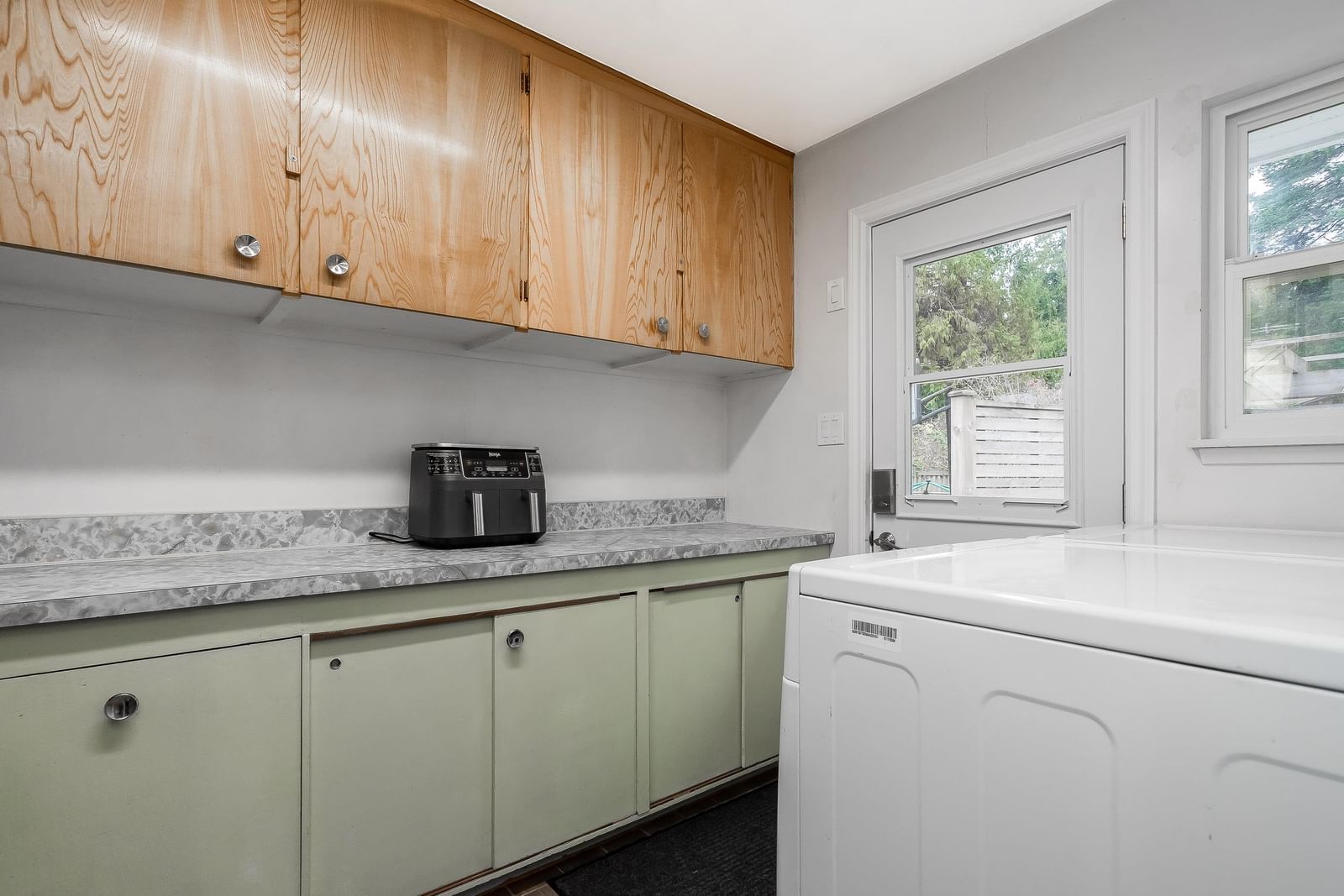 Listing Image 21