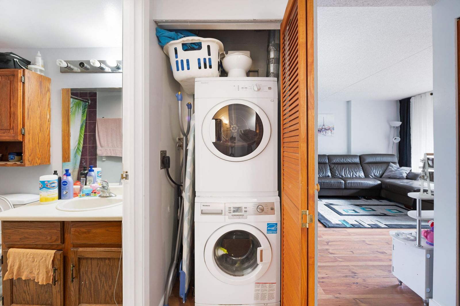 Listing Image 15
