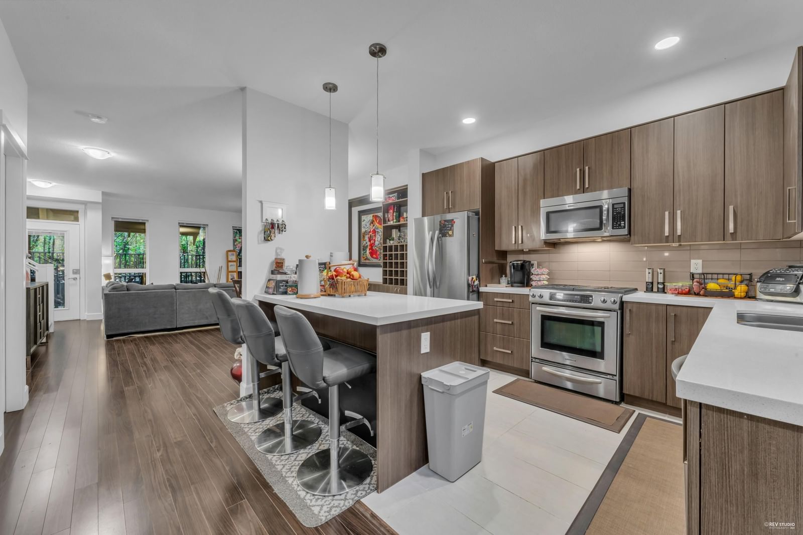 Listing Image 15