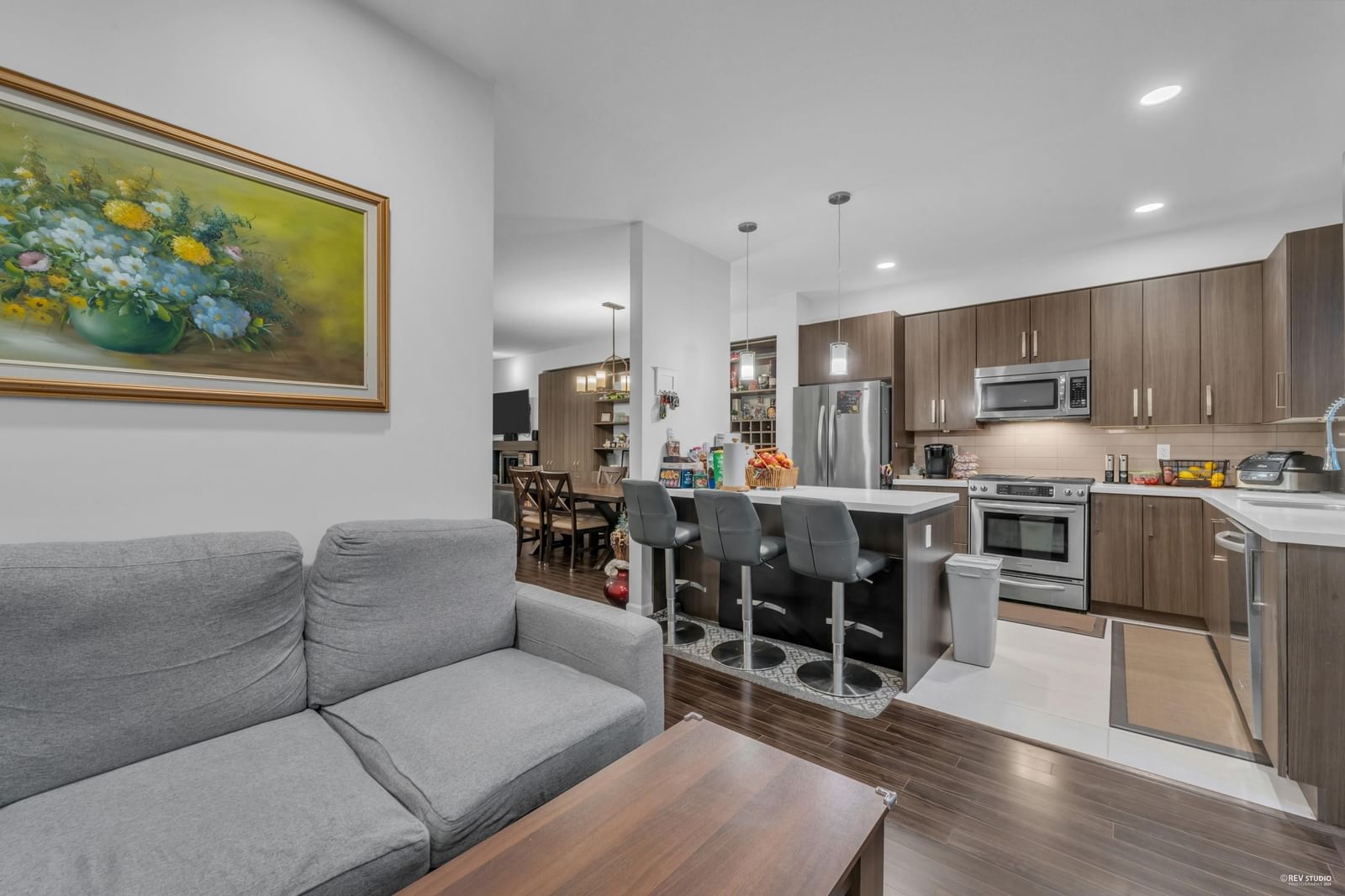 Listing Image 16