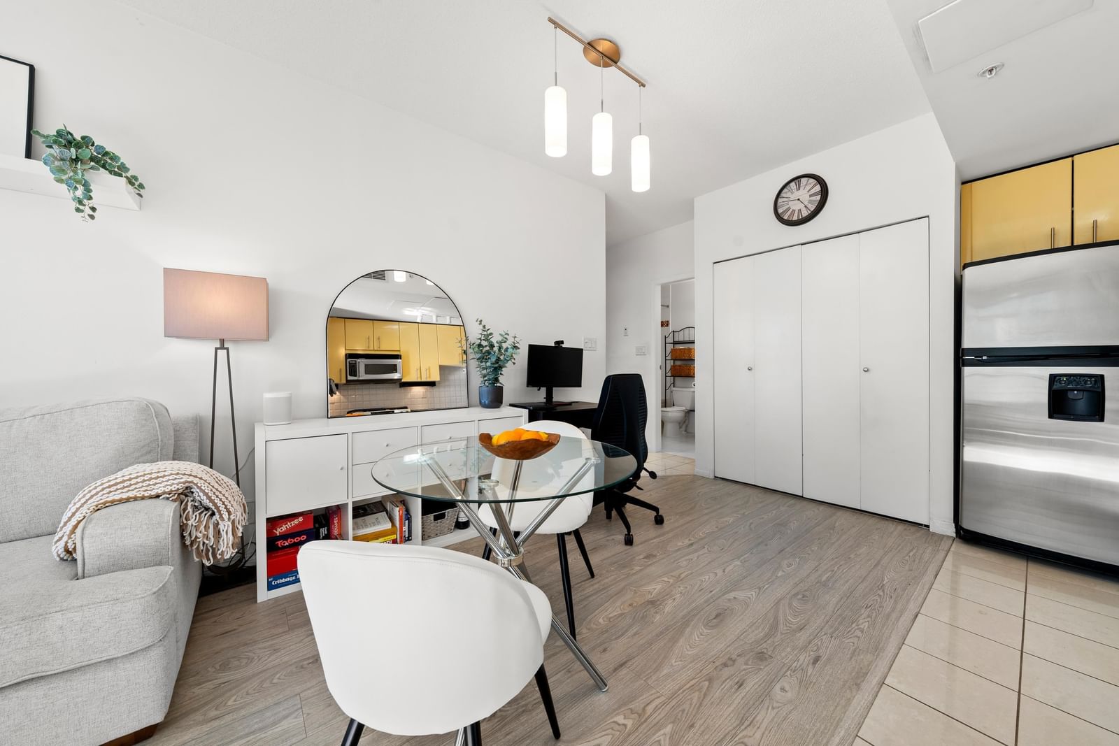 Listing Image 13