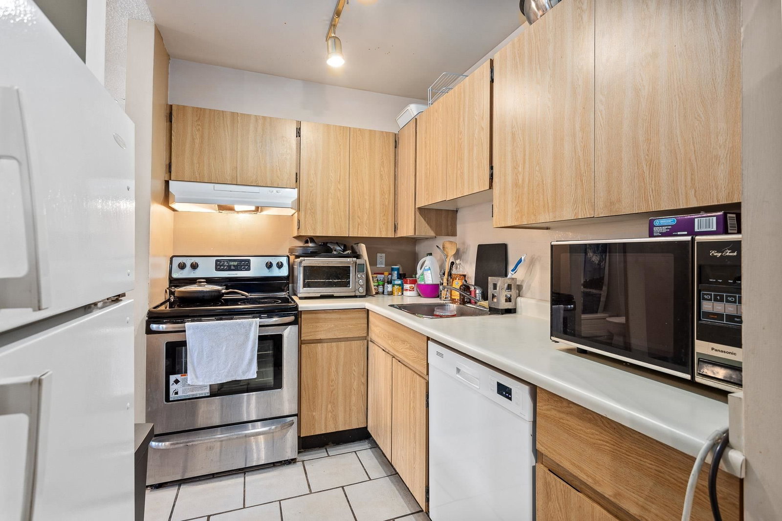 Listing Image 14