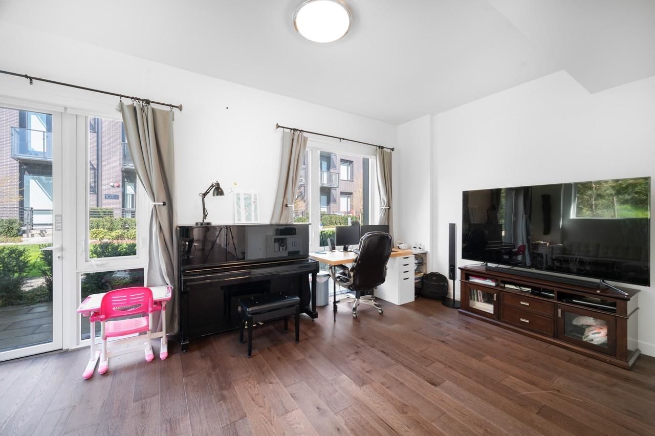 Listing Image 15