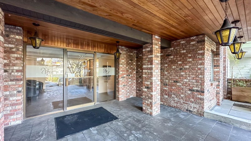 710 6th Avenue E #102, Vancouver, British Columbia