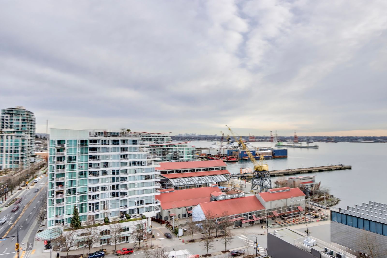 Listing Image 11