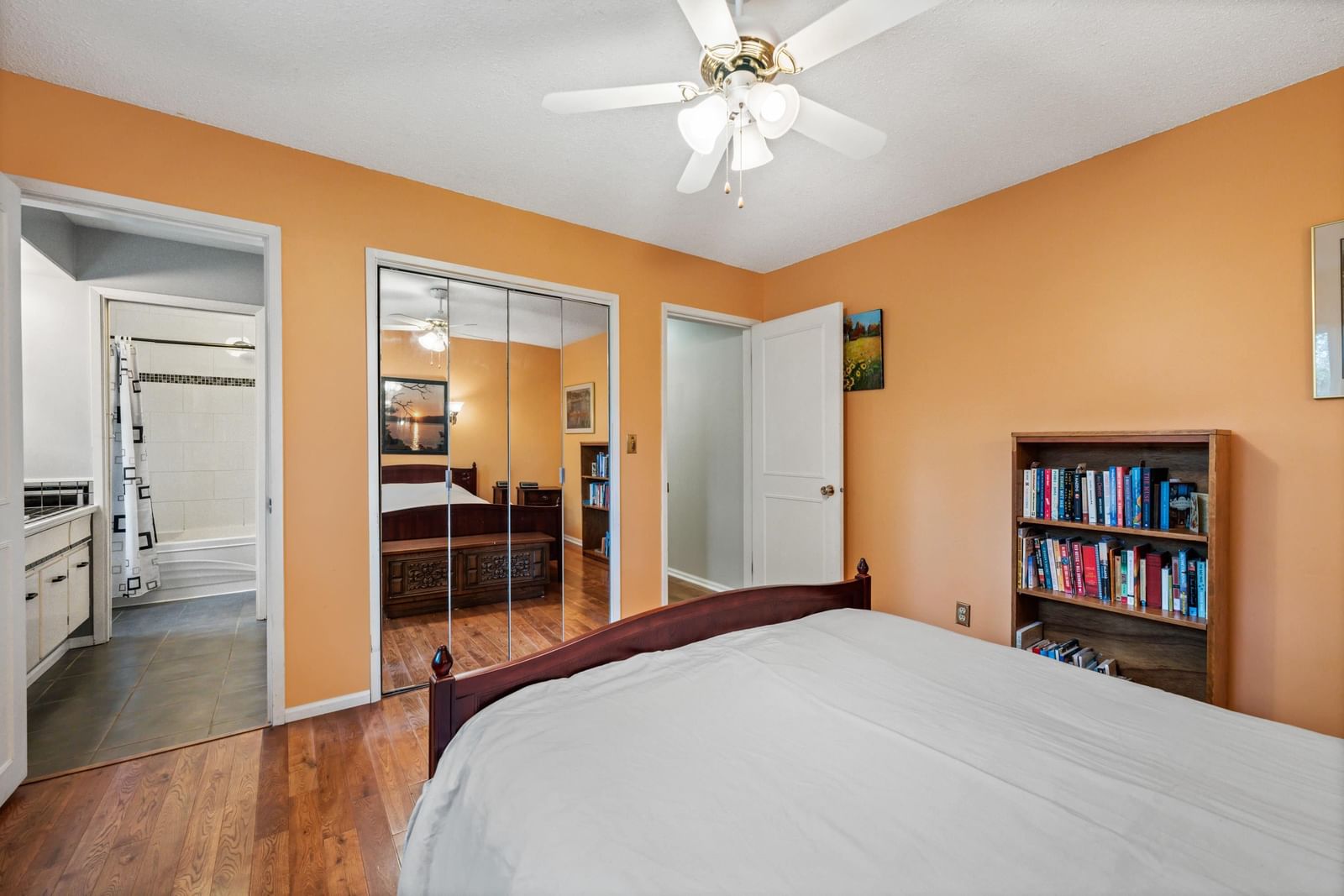 Listing Image 22