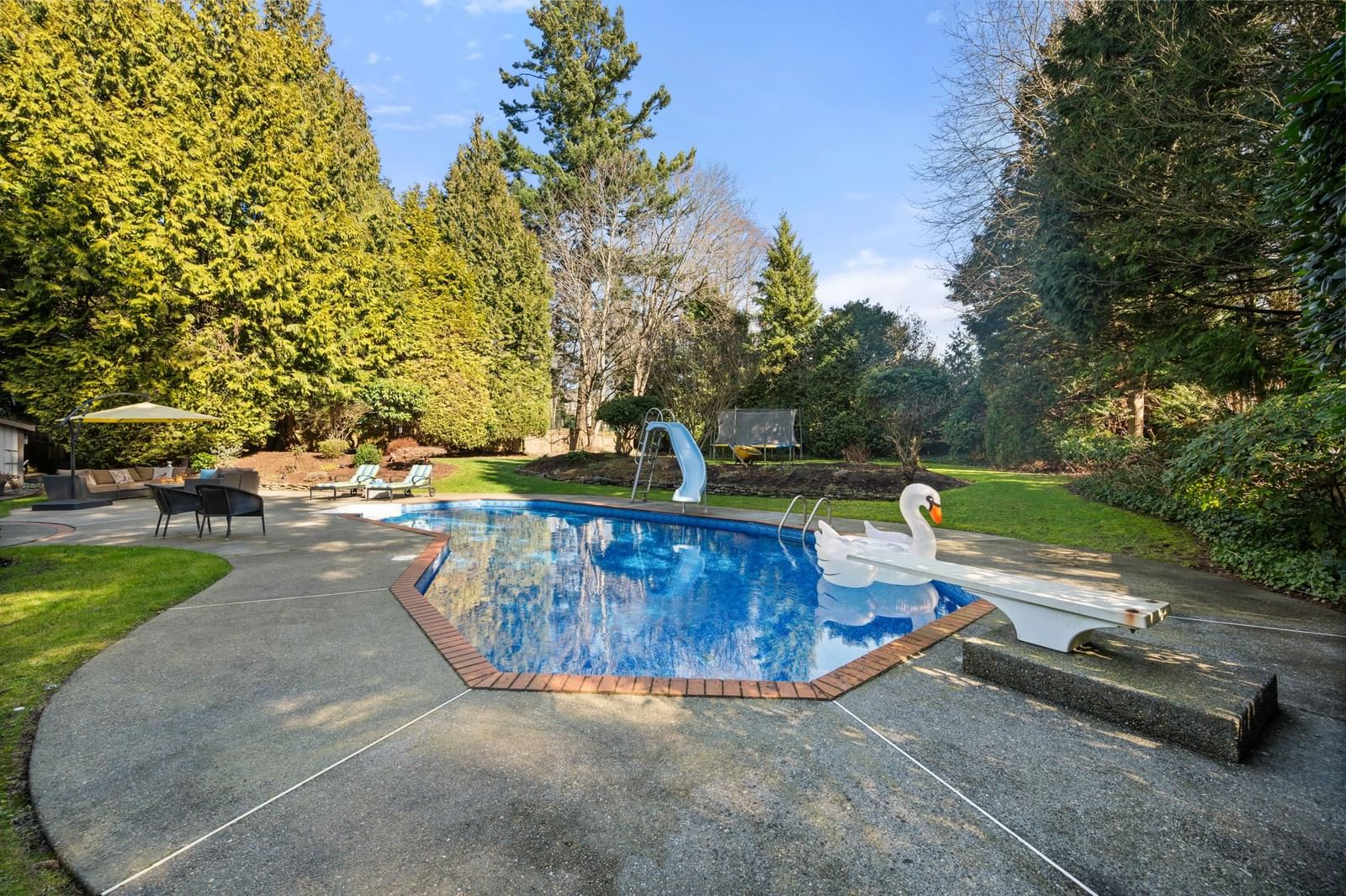 Listing Image 36