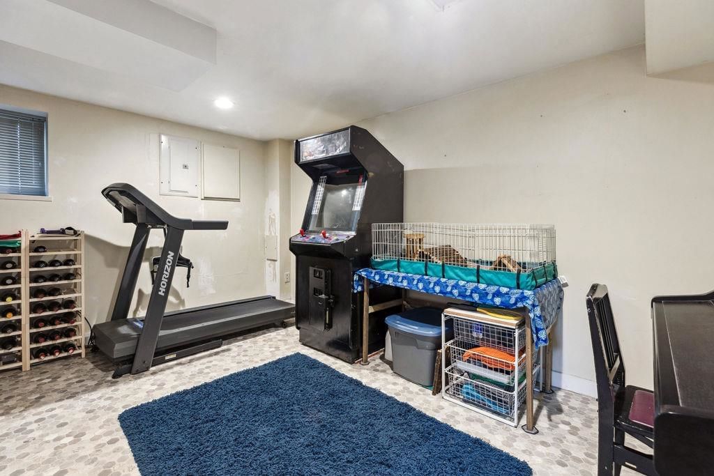 Listing Image 17