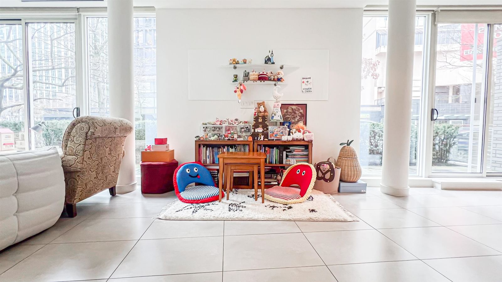 Listing Image 11