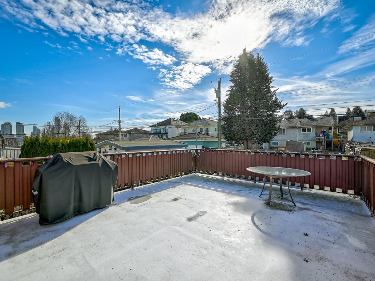 Listing Image 18