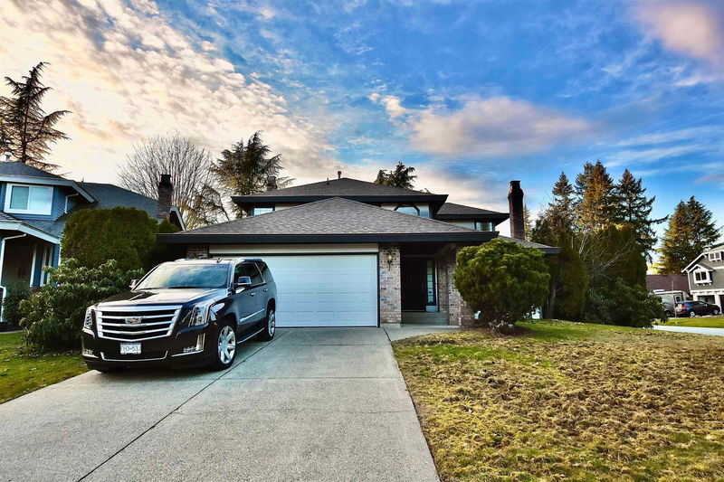 16271 Northglen Place, Surrey, British Columbia