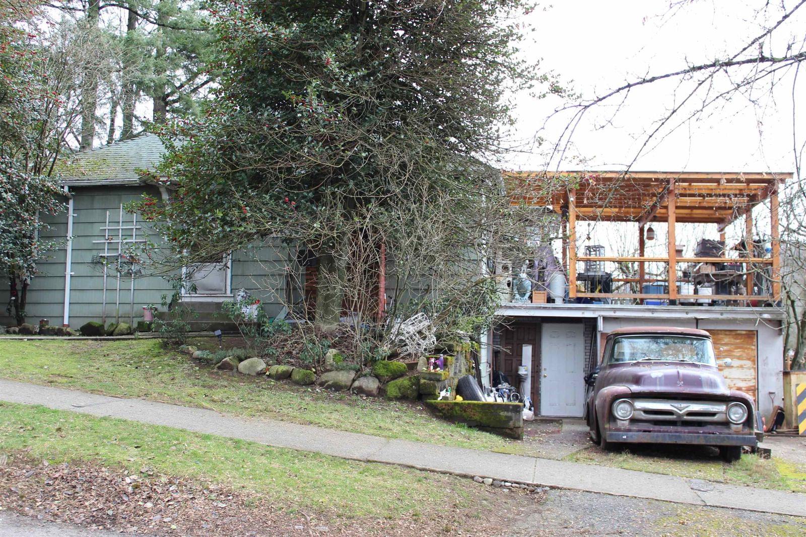 Listing Image 4