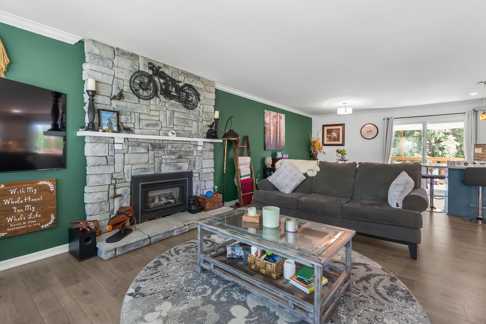 Listing Image 9