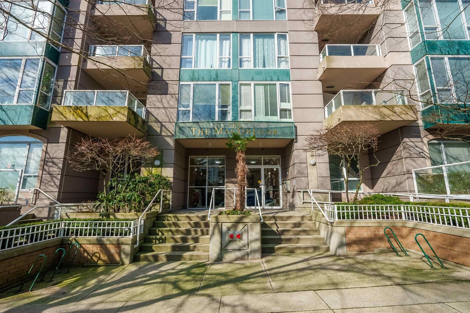 Listing Image 21