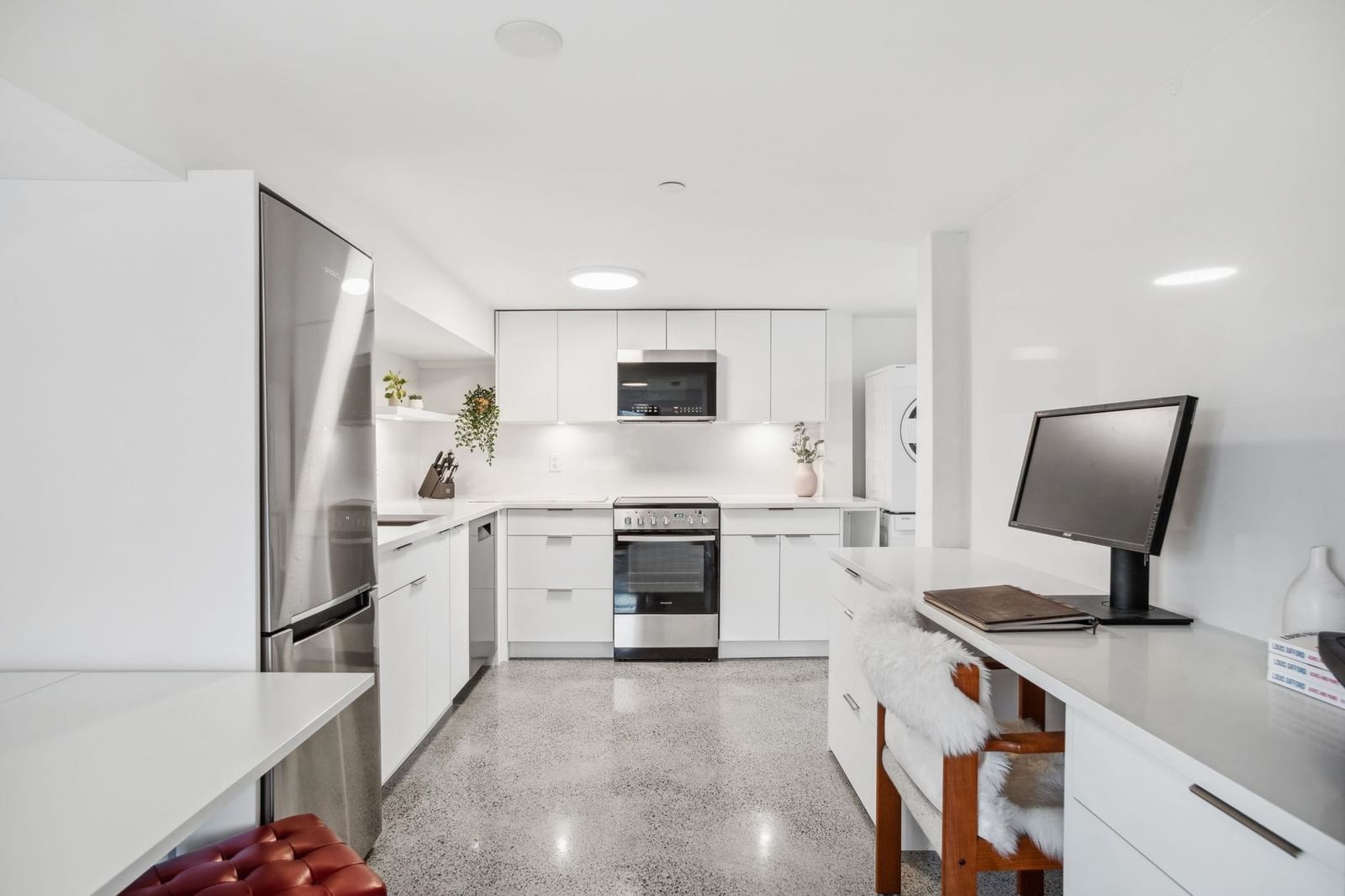 Listing Image 21