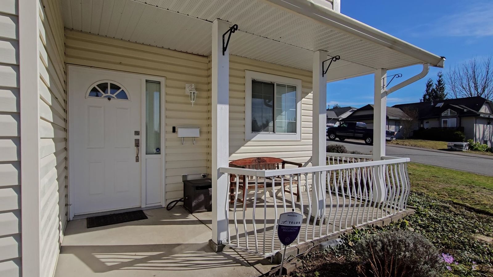 Listing Image 3