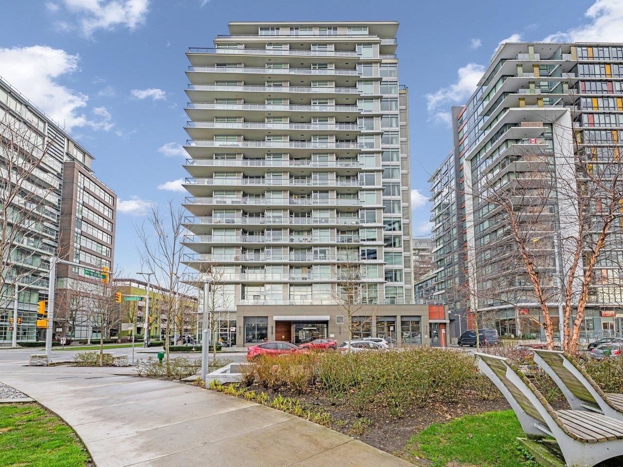 Listing Image 3