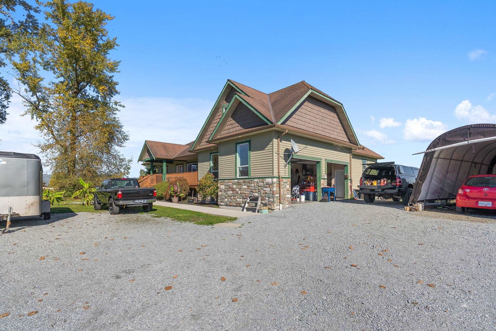 Listing Image 13
