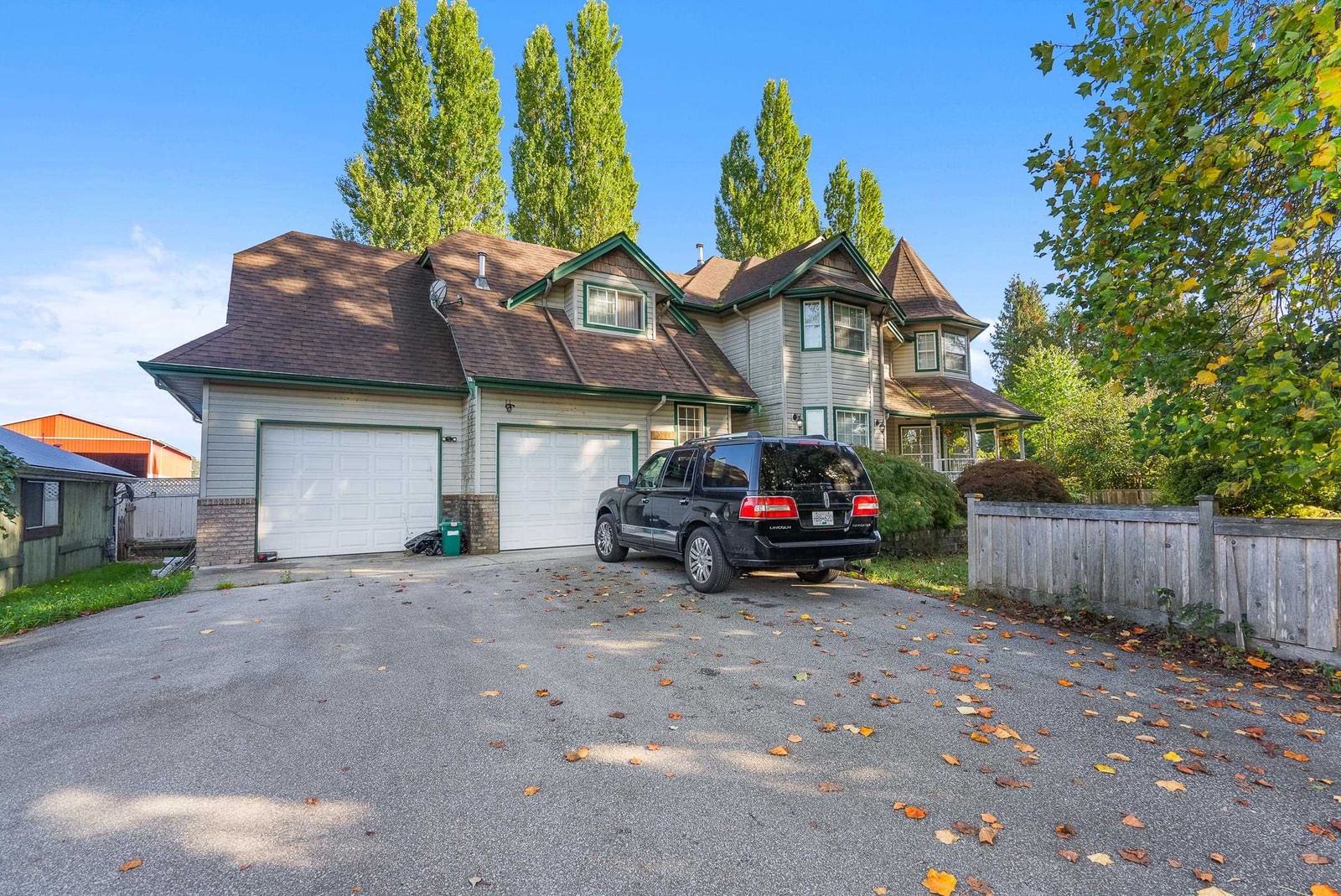 Listing Image 4