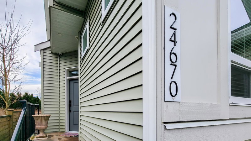 24670 106 Avenue, Maple Ridge, V2W 0A2 | Image 2