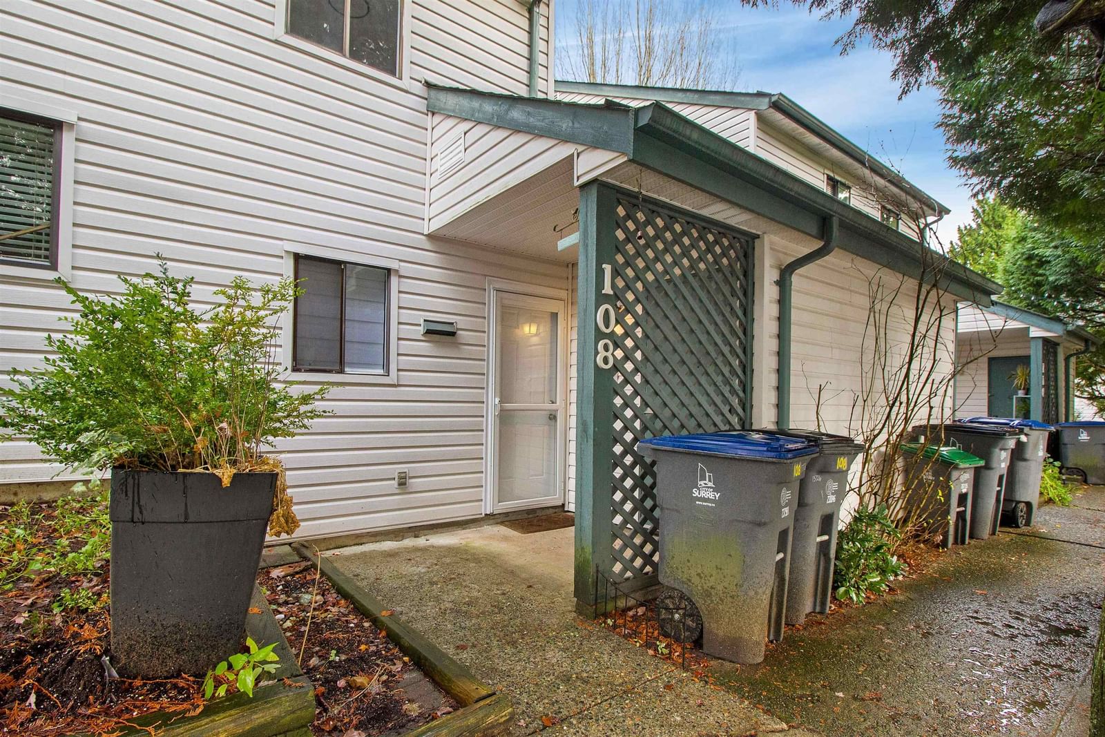 Listing Image 14