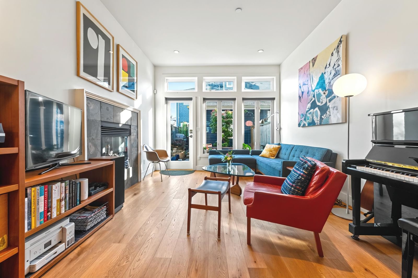 Listing Image 11