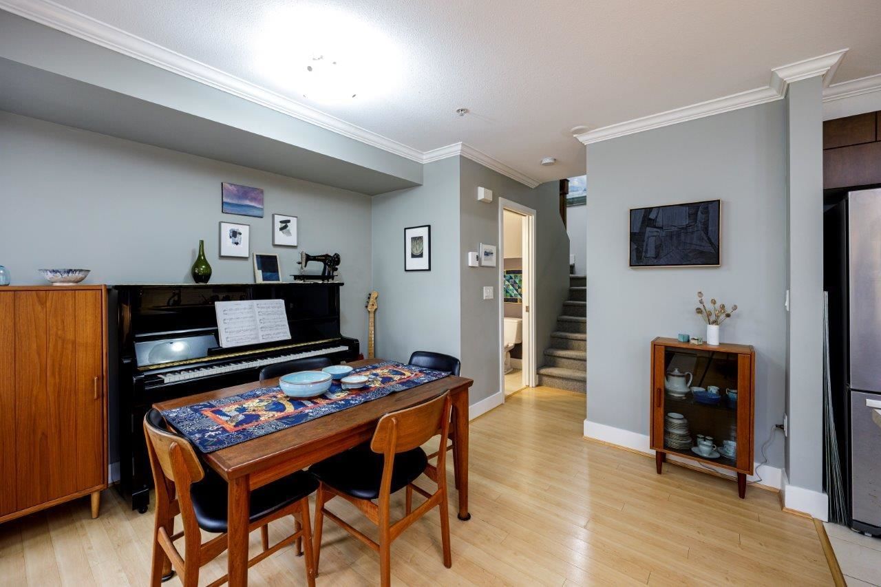 Listing Image 12