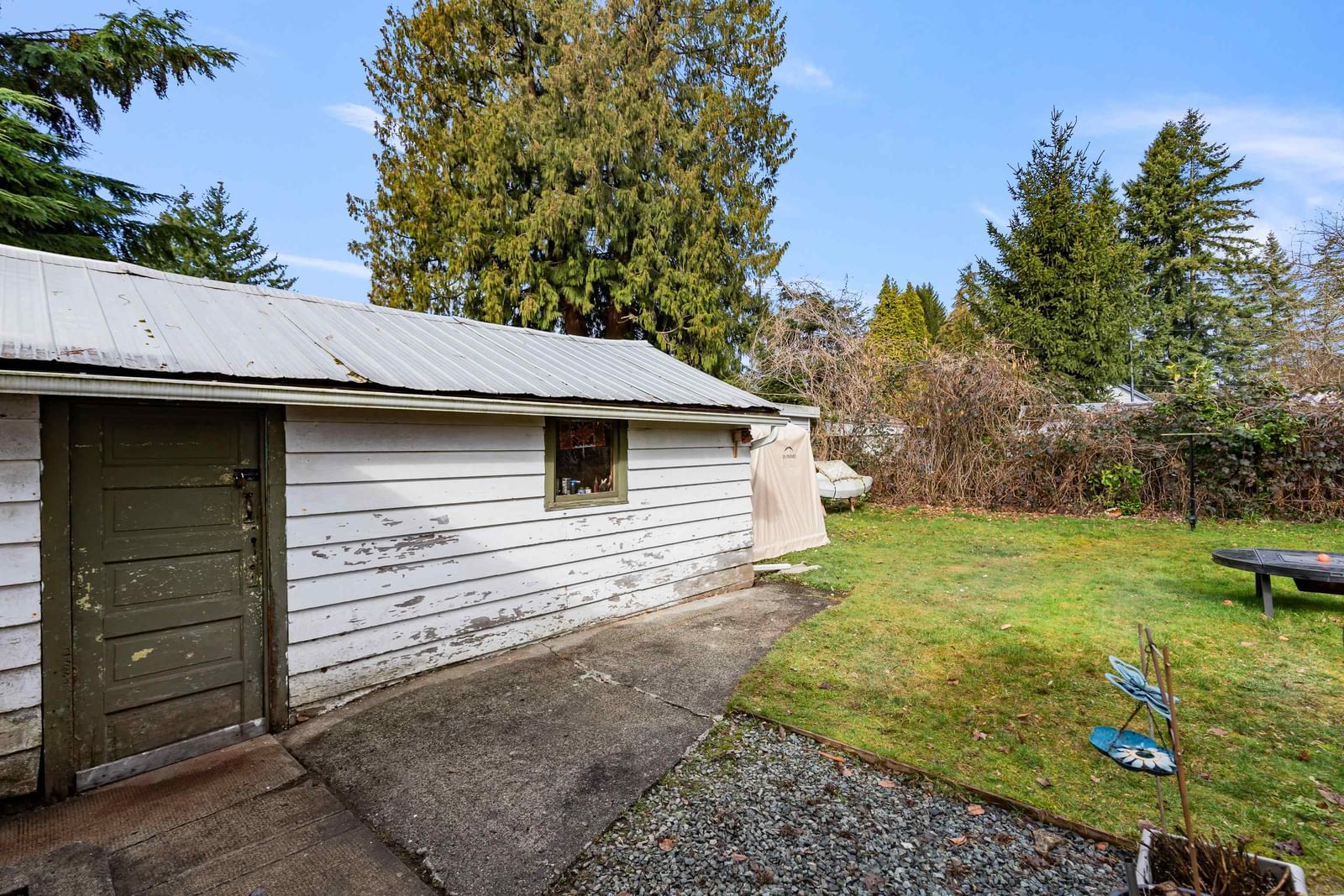 Listing Image 19