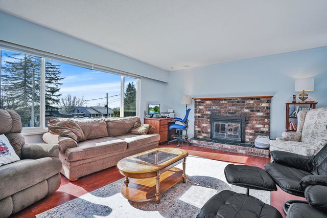 32185 Eagle Terrace