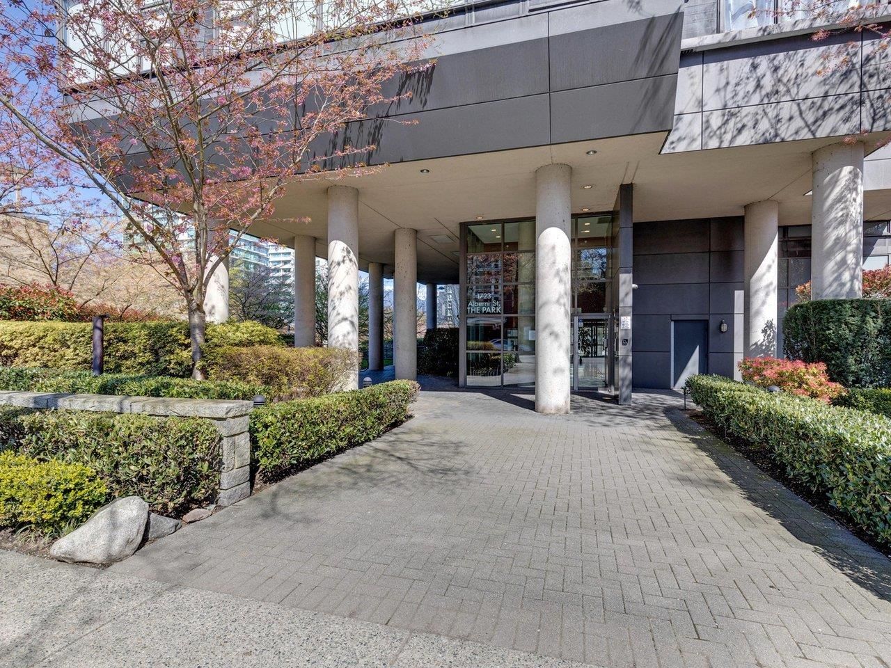 Listing Image 21