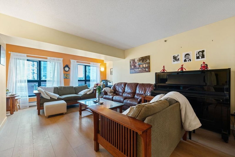 404 - 238 Alvin Narod Mews, Vancouver, V6B 5Z3 | Image 3