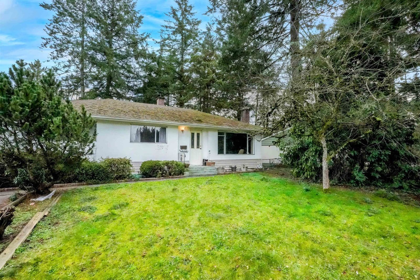 Listing Image 16