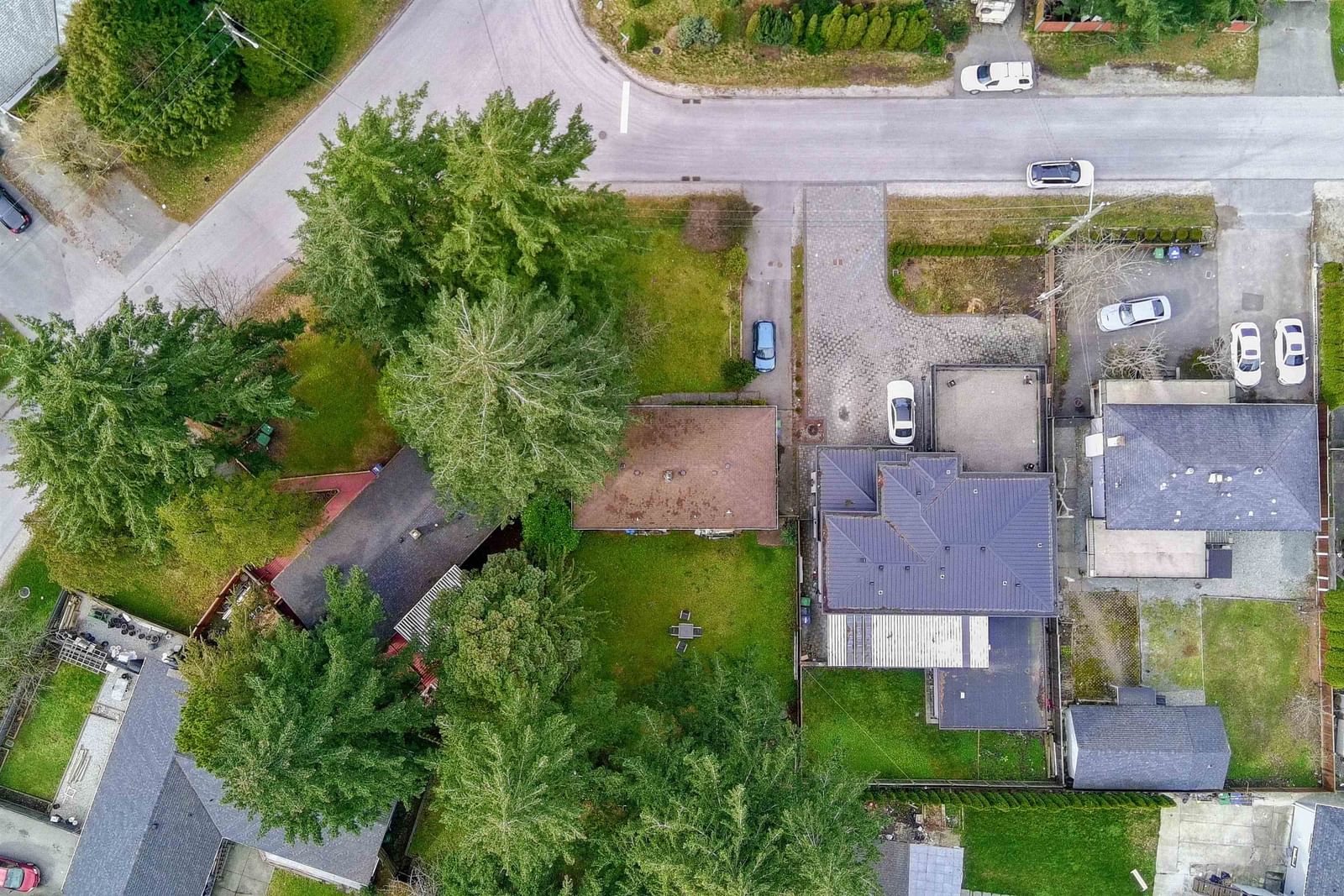Listing Image 19