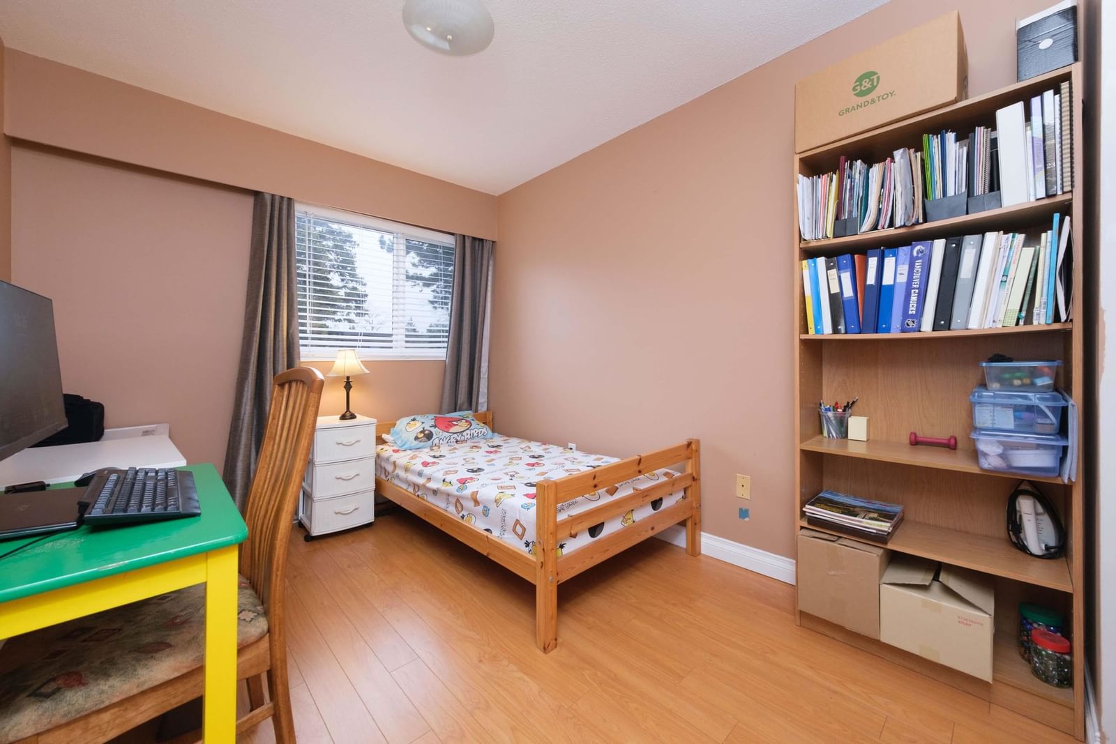 Listing Image 22