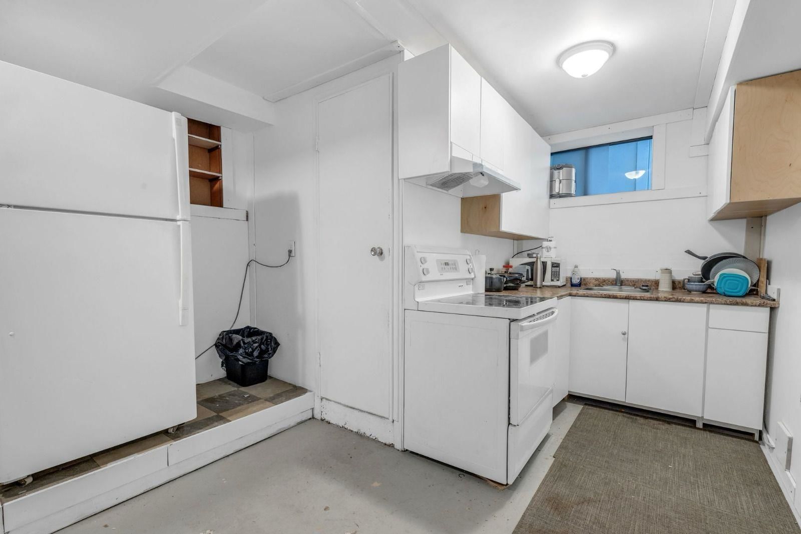 Listing Image 22