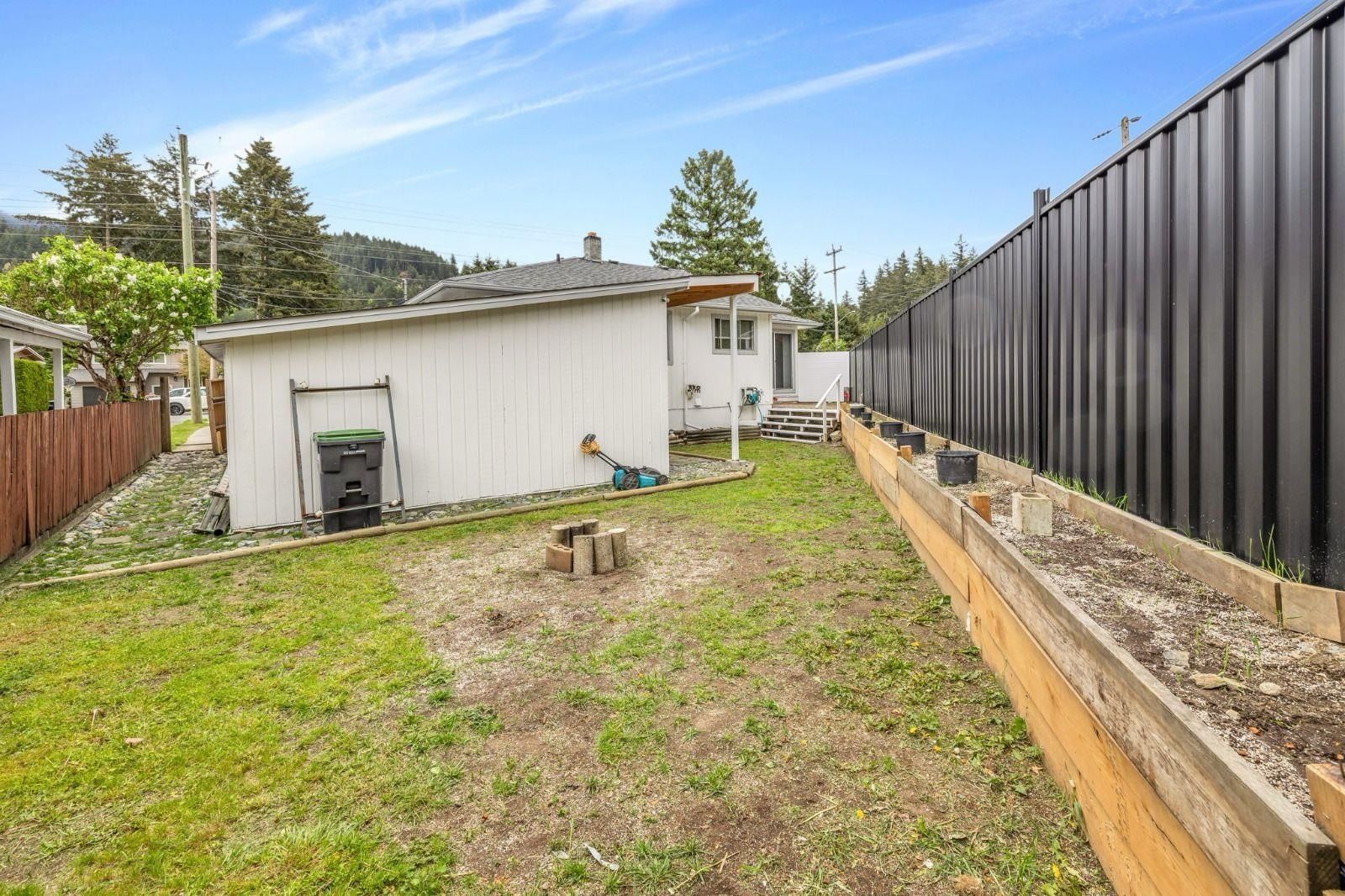 Listing Image 27
