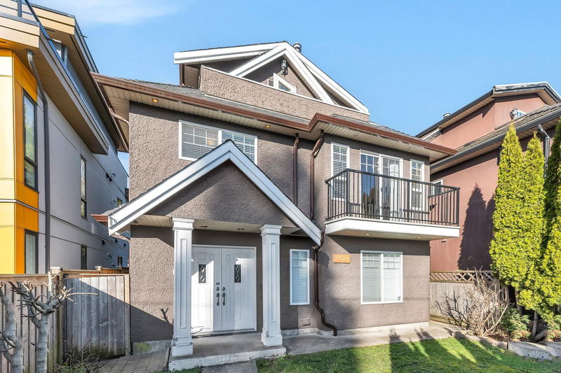 7531 Oak Street, Vancouver, British Columbia