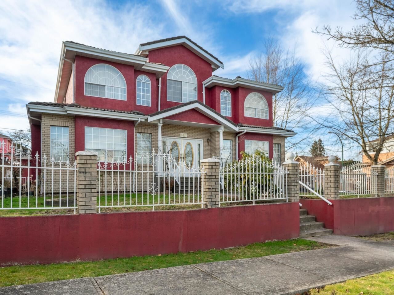 Listing Image 1