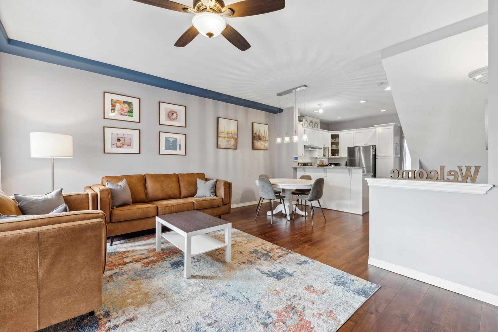 Listing Image 12