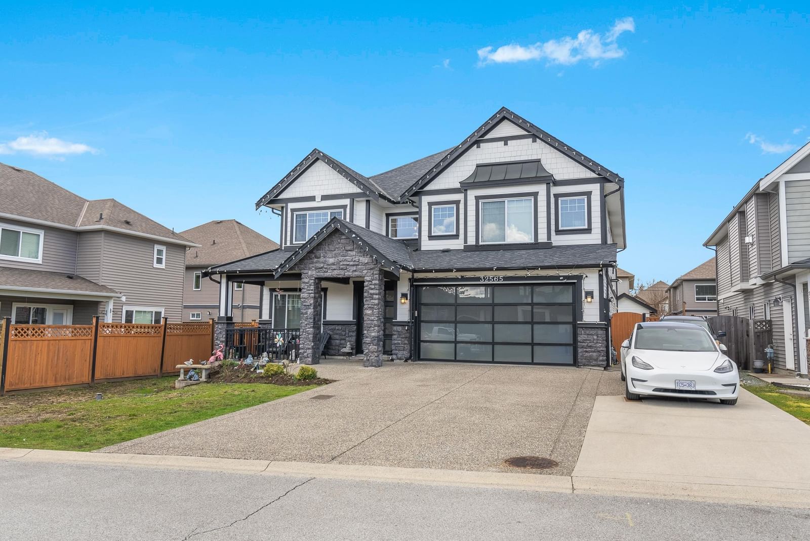 Listing Image 1