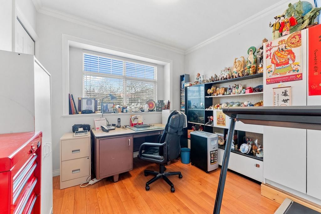Listing Image 22
