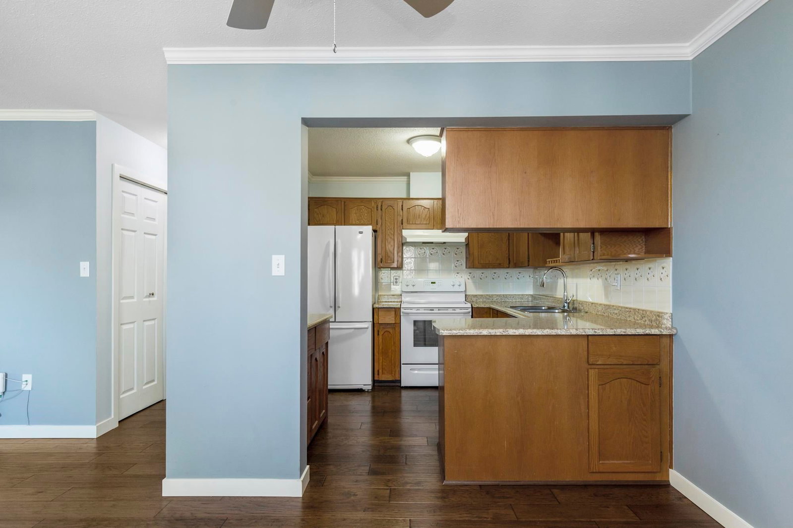 Listing Image 22