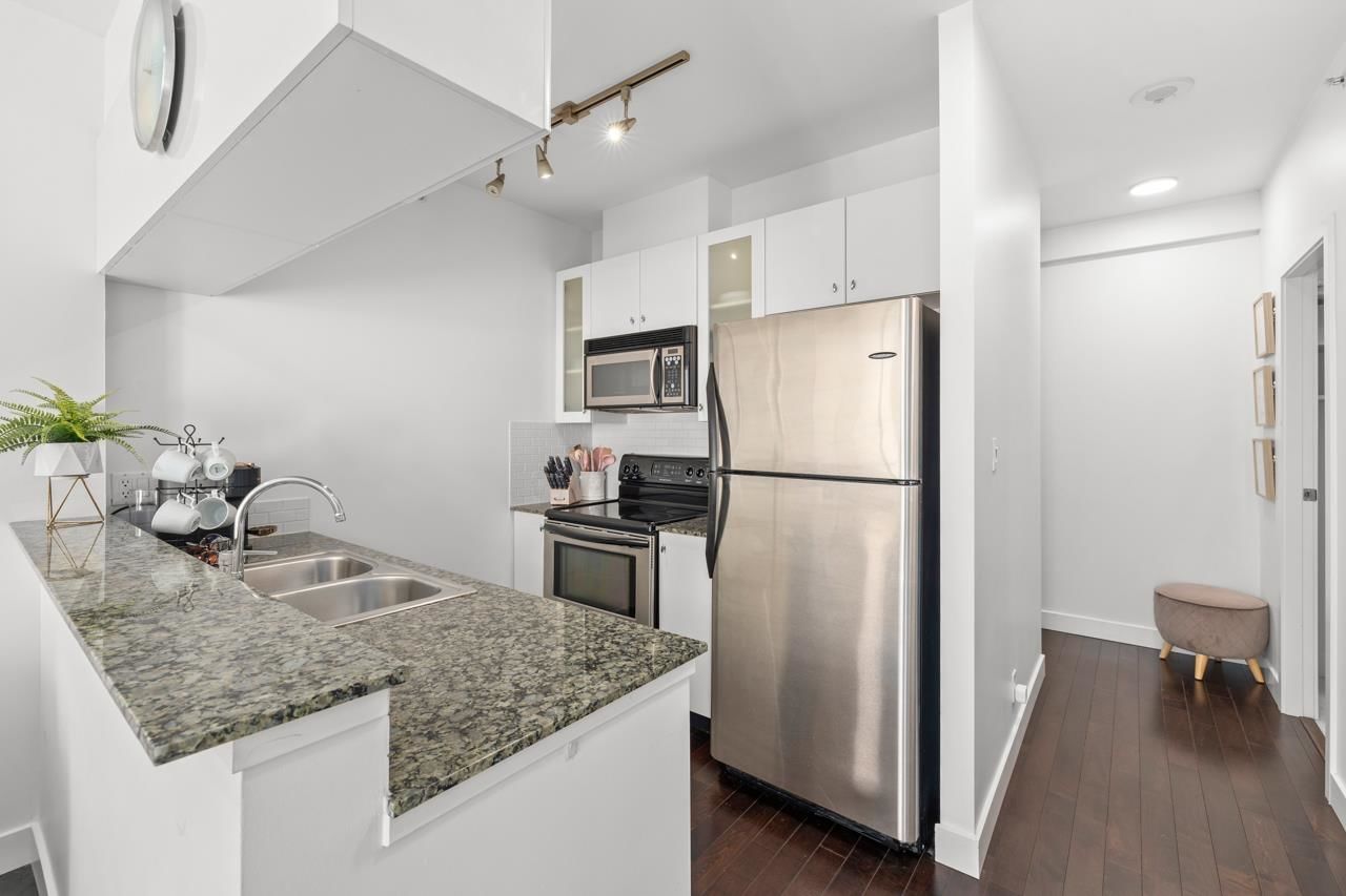 Listing Image 12