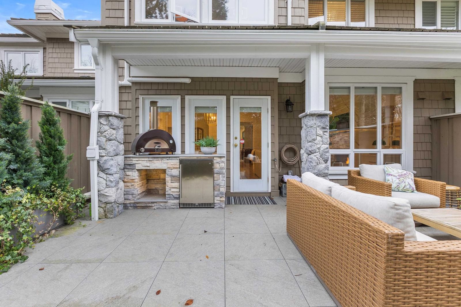 Listing Image 33