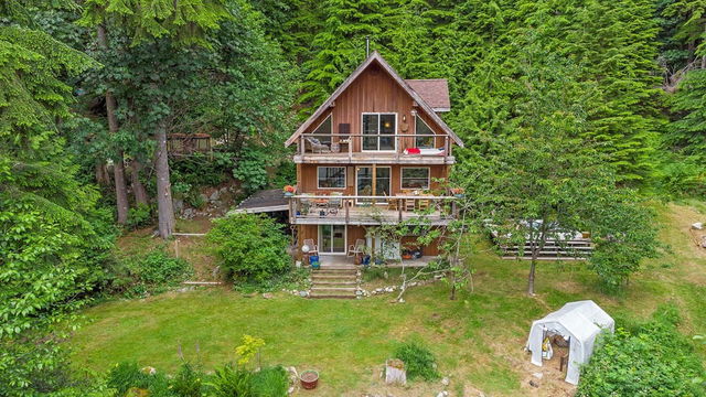 878 West Bay Road