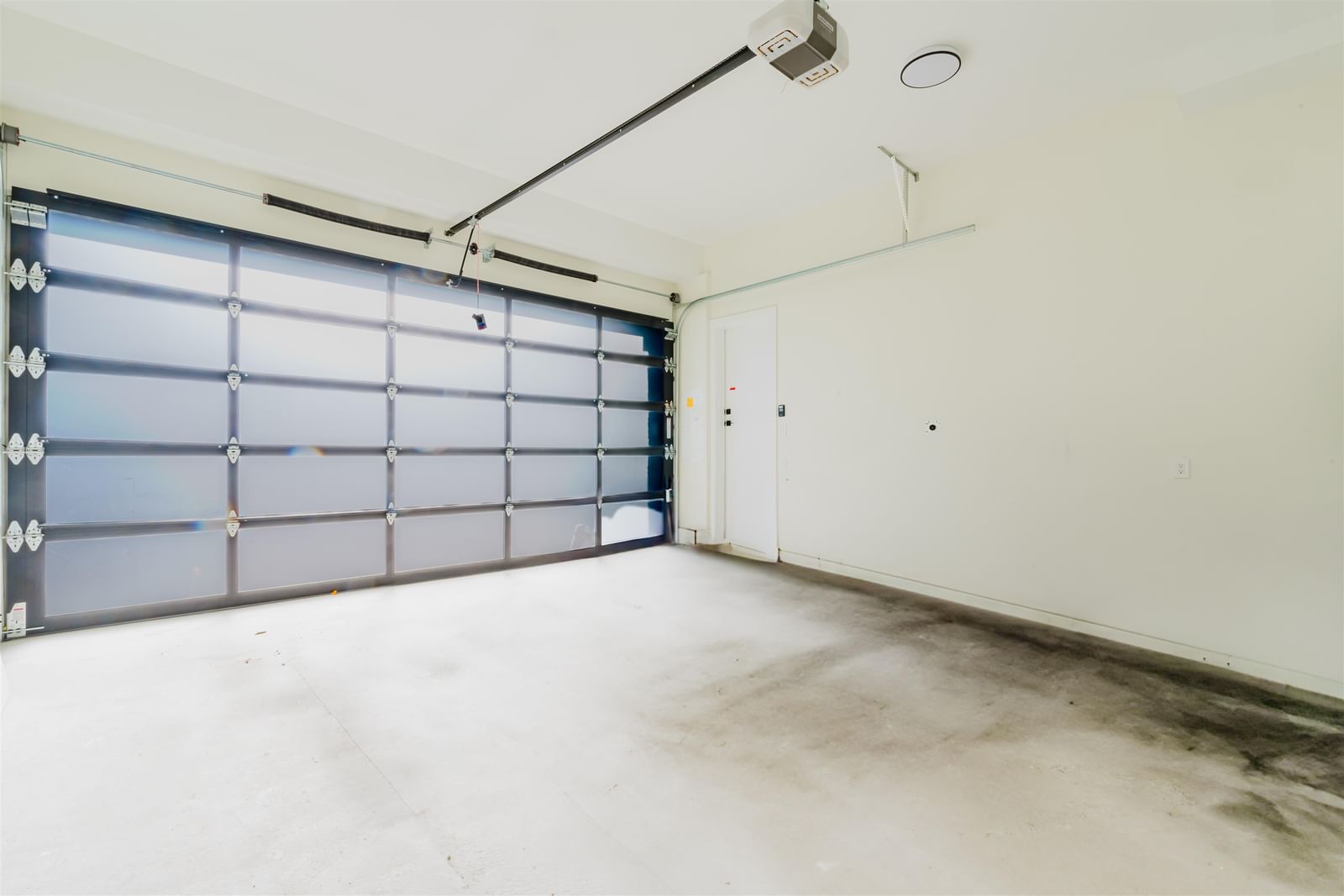 Listing Image 38